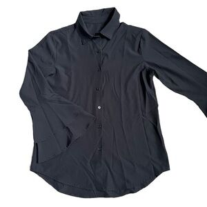 BLACK BUTTON DOWN COLLARED BLOUSE WITH TIERED BELL SLEEVES SIZE SMALL